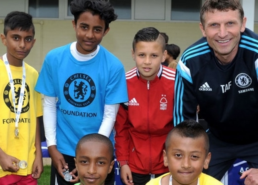 COERVER&reg; COACHING PERFORMANCE ACADEMY PLAYER RECEIVES AWARD FROM CHELSEA FC