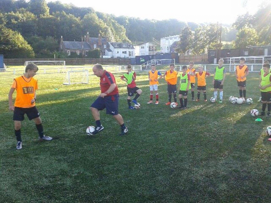 Coerver&reg; Scotland &amp; Portugal Director Gordon Craig yesterday delivered a Rangers FC Coaches Workshop with Gala Fairydean Rovers, focus was on how Coerver&reg; Coaching works at Rangers academy