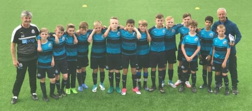 Coerver&reg; Global | Coerver&reg; Co-founder Alfred Galustian working his 7 season in a row as Coach Educator for Academy at EPL Newcastle United #neverfollow