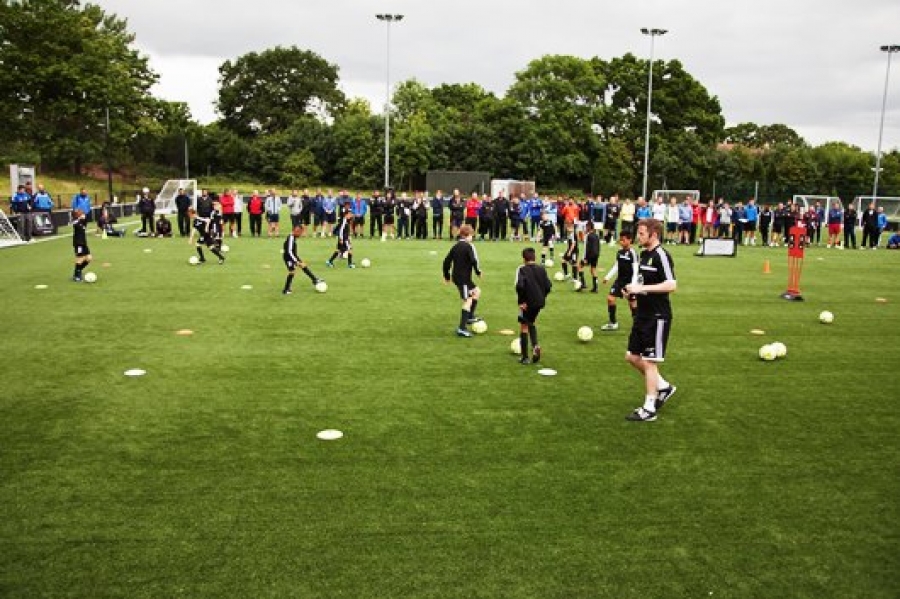 COERVER PLAY LIKE THE STARS 1 V 1 COACH EDUCATION COURSE &ndash; GENERAL BOOKING NOW AVAILABLE